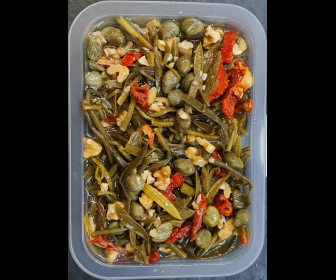 KAPARİLİ KAYAKORUĞU SALATA